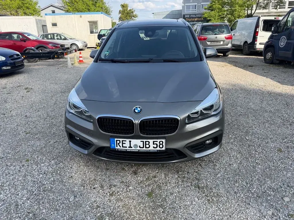 Używany BMW 220 Advantage 190 KM (139 kW) 2015 Srebrny Kombi