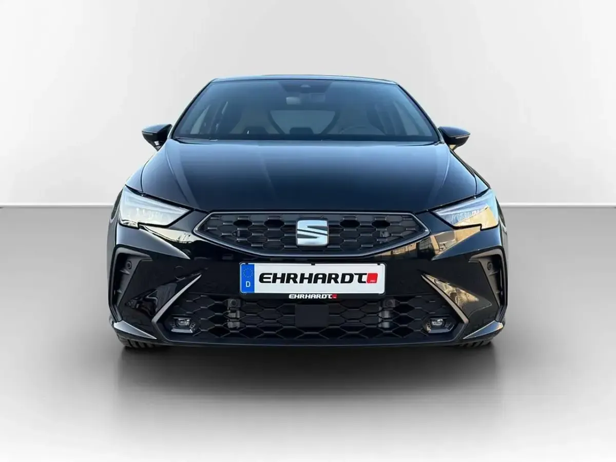 Neu Seat Ibiza FR 116 PS (85 kW) 2026 Midnight schwarz metallic Kleinwagen