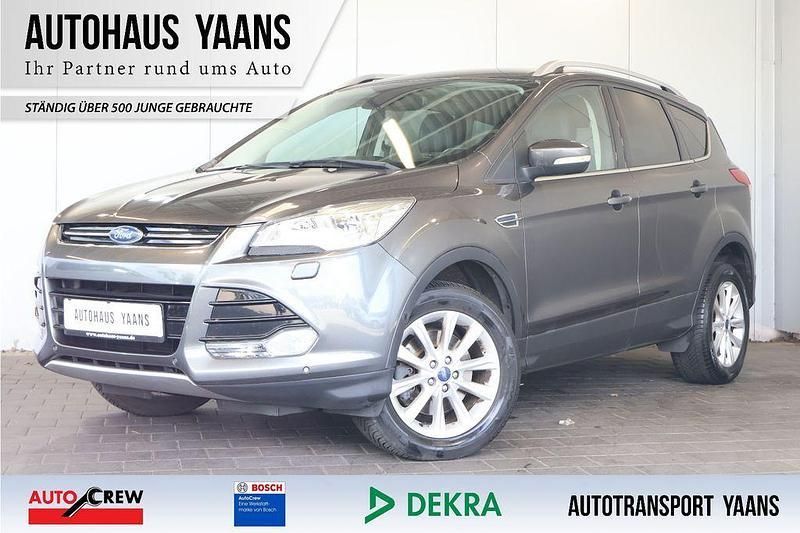 Grau Gebraucht 2016 Ford Kuga Titanium SUV | 8.289 € (Superpreis) - Bild 1/4