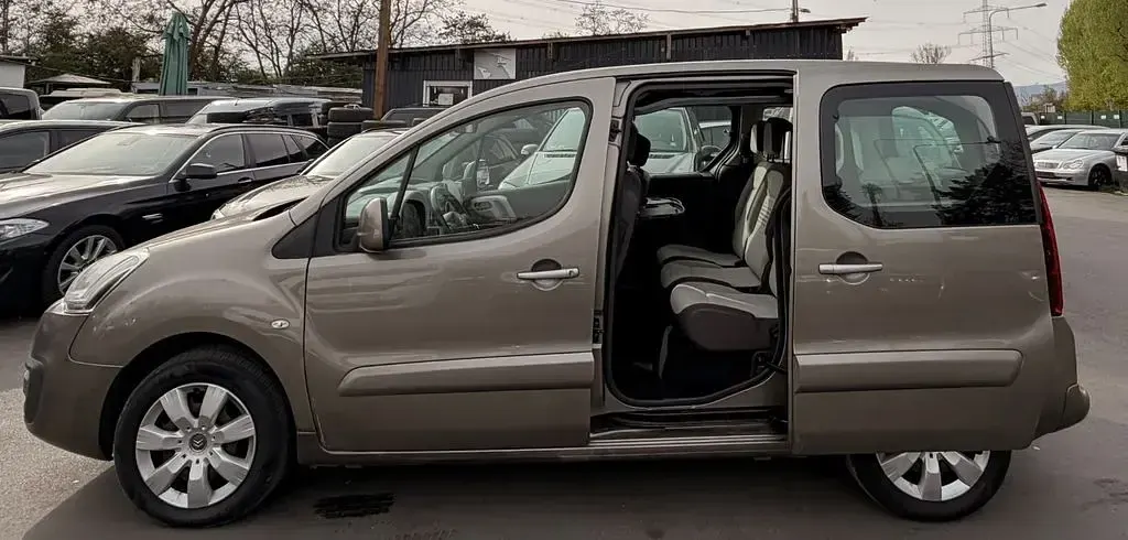 Gebraucht Citroën e-Berlingo SELECTION 120 PS (88 kW) 2015 Braun Kombi
