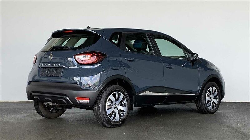 Gebraucht Renault Captur Experience 118 PS (86 kW) 2018 Blau / rauchblau / metallic SUV
