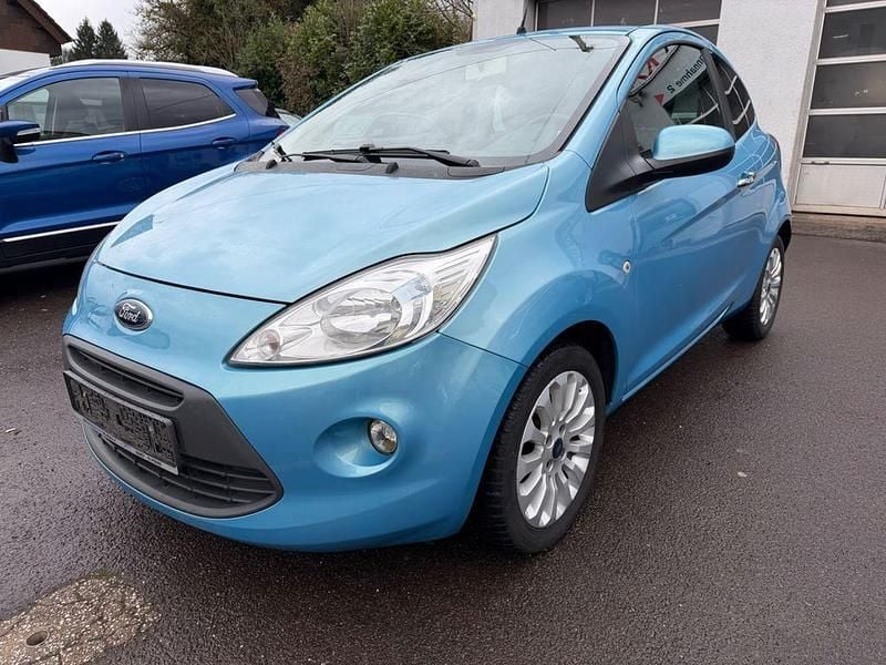 Gebraucht Ford Ka Titanium 69 PS (50 kW) 2014 Blau Kleinwagen