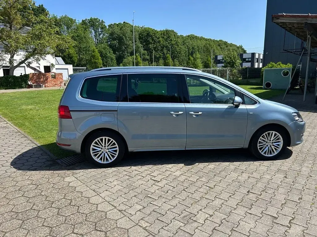 Gebraucht VW Sharan Cup 177 PS (130 kW) 2015 Blau Van / Kleinbus