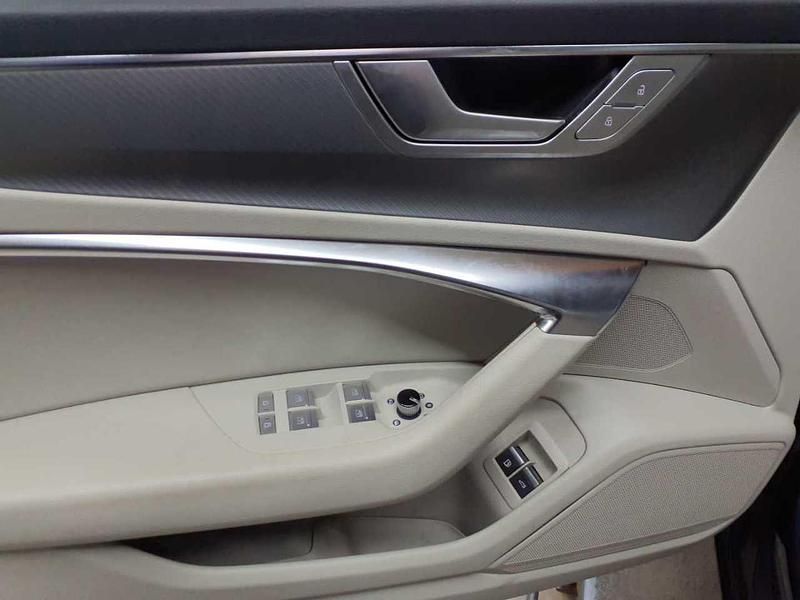 Gebraucht Audi A6 Design 266 PS (195 kW) 2022 Firmamentblau metallic Kombi