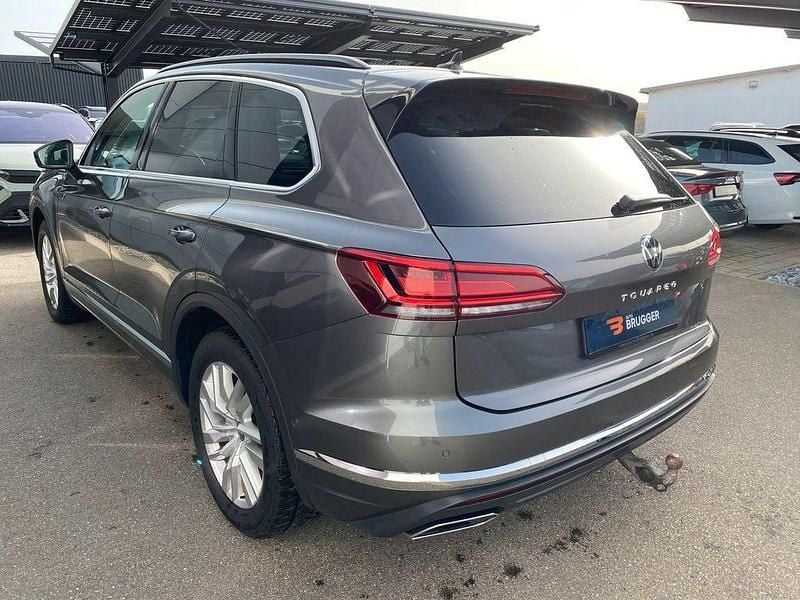 Gebraucht VW Touareg Elegance 286 PS (210 kW) 2022 Grau SUV