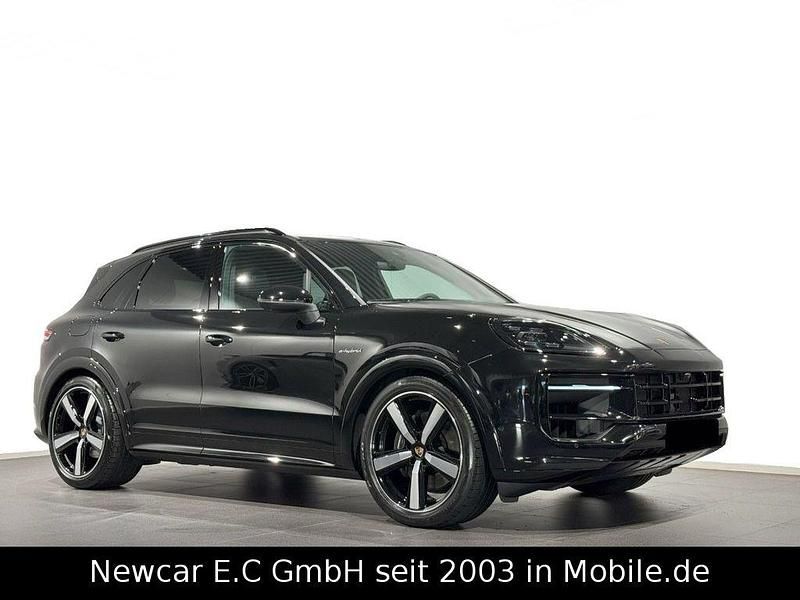 Schwarz Neu 2025 Porsche Cayenne SUV | 129.103 € (Superpreis) - Bild 1/4