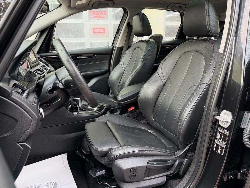 Gebraucht BMW 218 Active Tourer Performance 136 PS (100 kW) 2016 Schwarz Van / Kleinbus