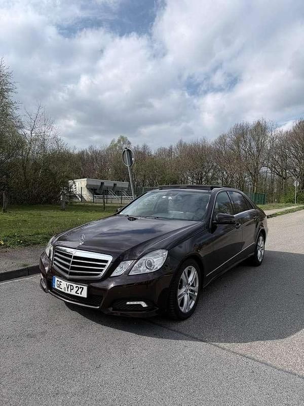 Usata Mercedes E250 Avantgarde 204 CV (150 kW) 2009 Berlina