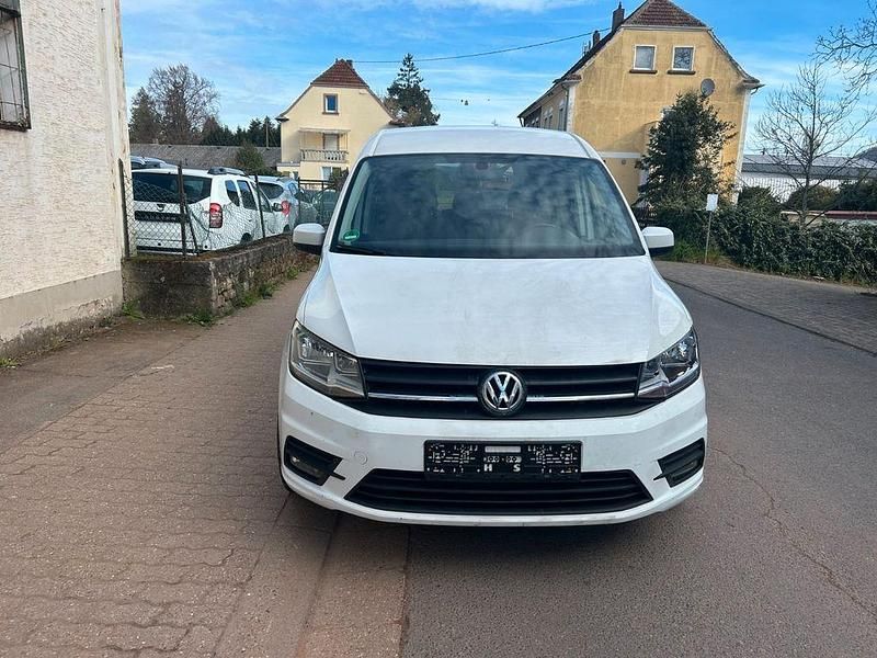 Gebraucht VW Caddy Maxi 102 PS (75 kW) 2019 Weiß Van / Kleinbus
