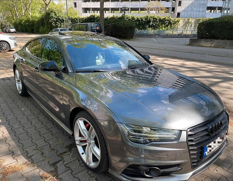 Grau Gebraucht 2015 Audi A7 Competition Limousine | 24.000 € (Superpreis) - Bild 1/4
