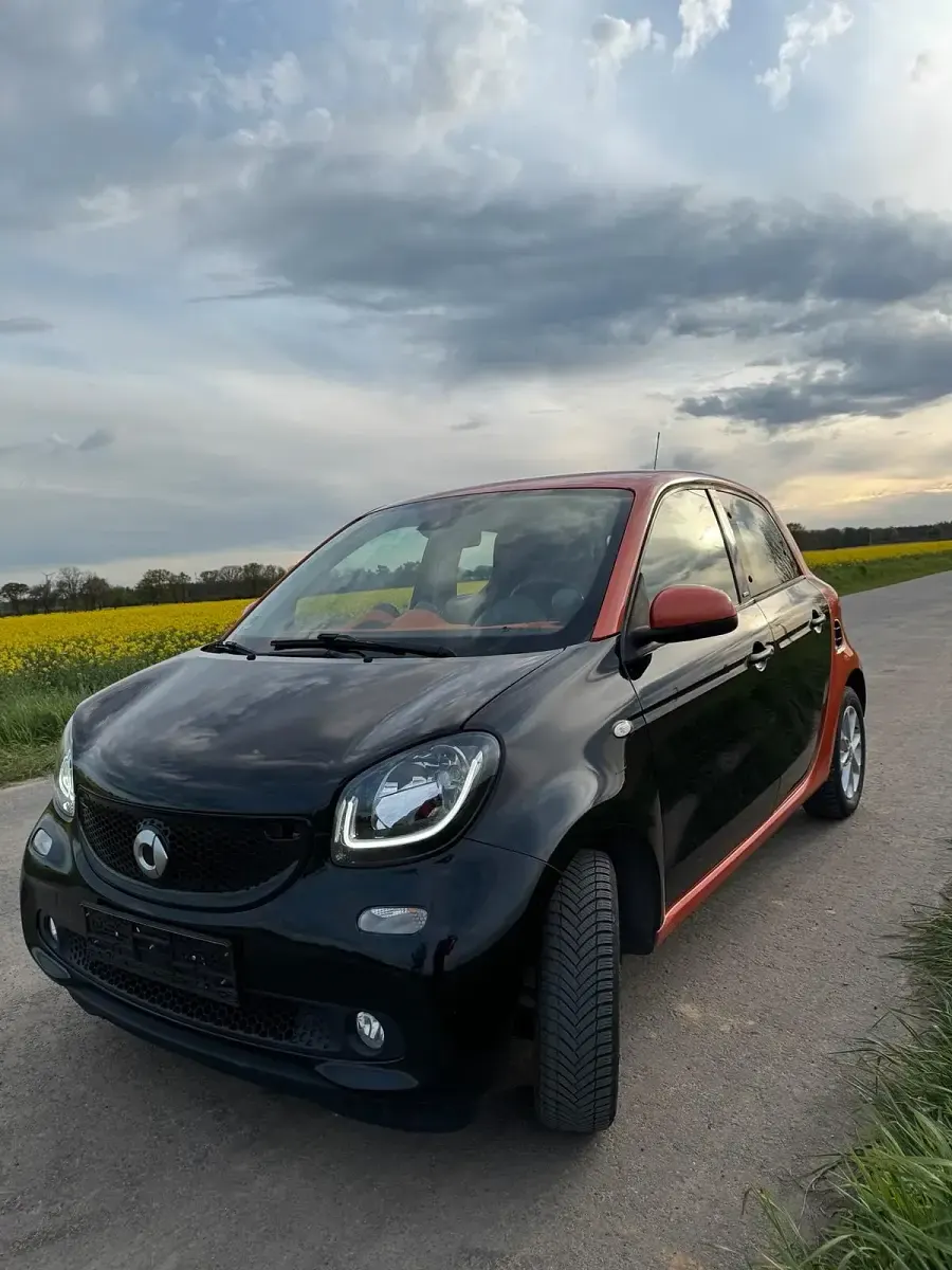 Usata Smart ForFour 90 CV (66 kW) 2016 Nero Utilitaria