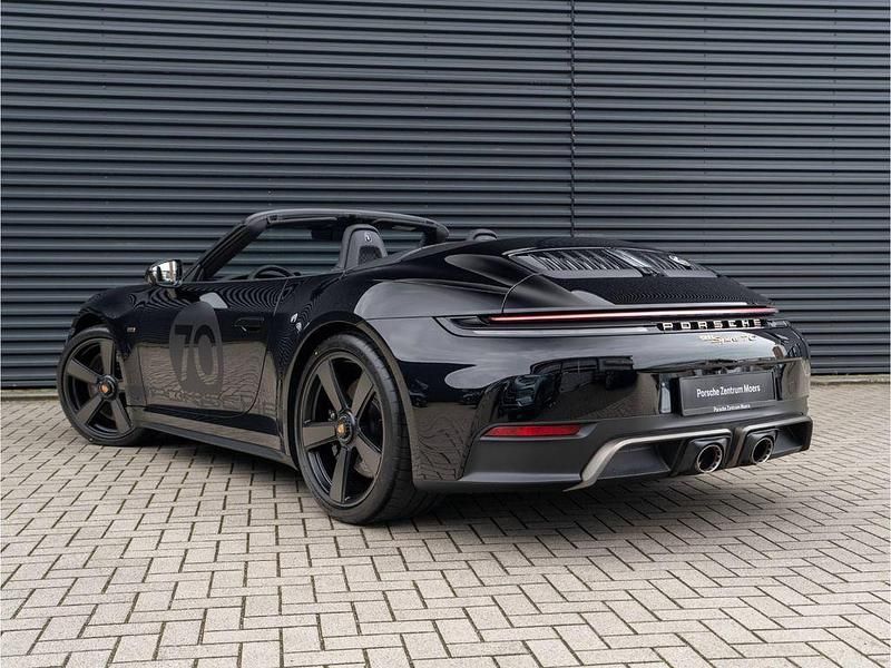 Neu Porsche 992 541 PS (397 kW) 2026 Schwarz Cabrio