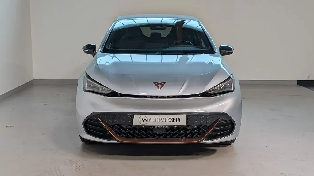 Second-hand Cupra Born 169 kW (231 CP) 2023 Argintiu Hatchback