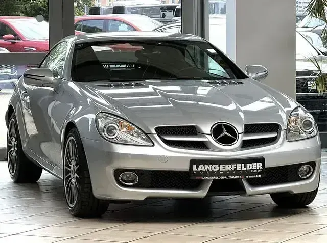 Gebraucht Mercedes SLK200 184 PS (135 kW) 2010 Iridiumsilber  metalliclack Cabrio