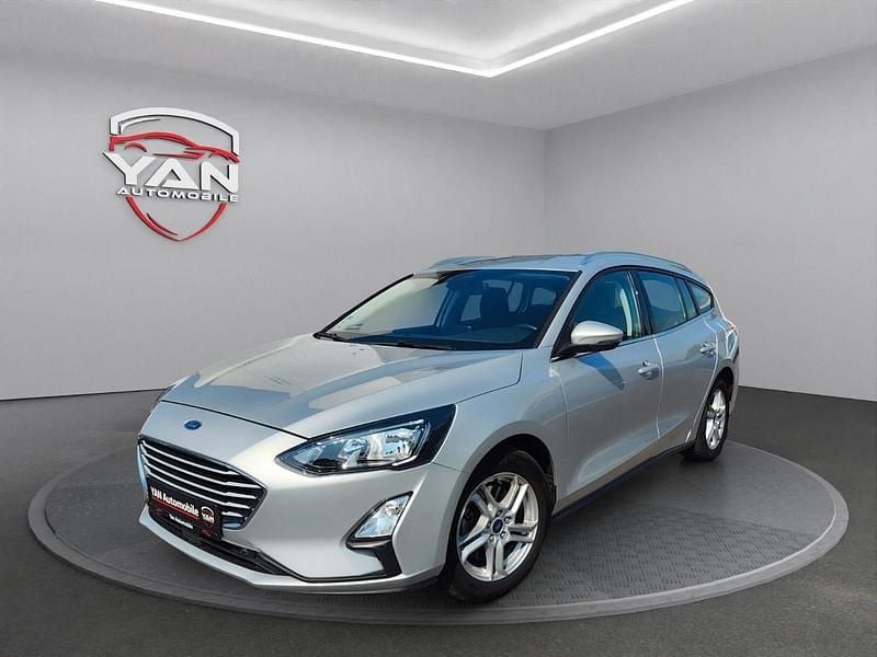Silber Gebraucht 2019 Ford Focus Kombi | 13.290 € (Fairer Preis) - Bild 1/4