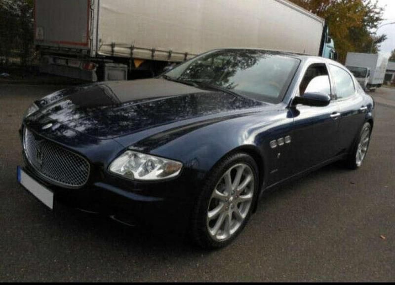Blau Gebraucht 2007 Maserati Quattroporte GT Limousine | 25.000 € (Fairer Preis) - Bild 1/4