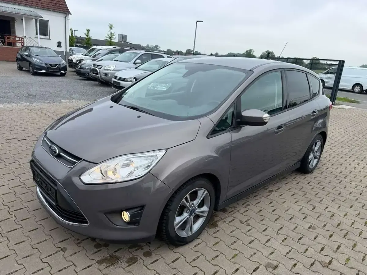 Używany Ford C-MAX SYNC Edition 125 KM (91 kW) 2014 Brązowy Minivan