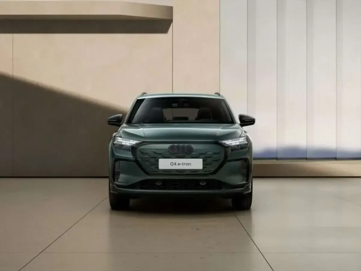 Neu Audi Q4 e-tron Sport 219 kW (299 PS) 2026 Grün SUV