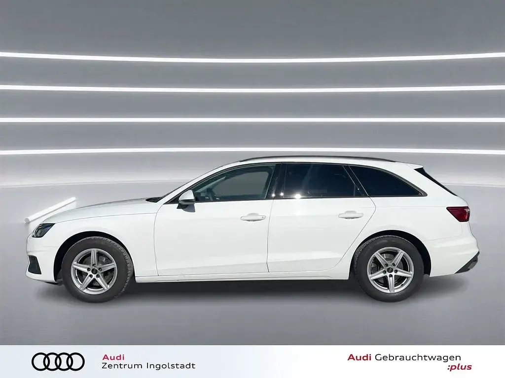 Używany Audi A4 150 KM (110 kW) 2023 Biały Kombi