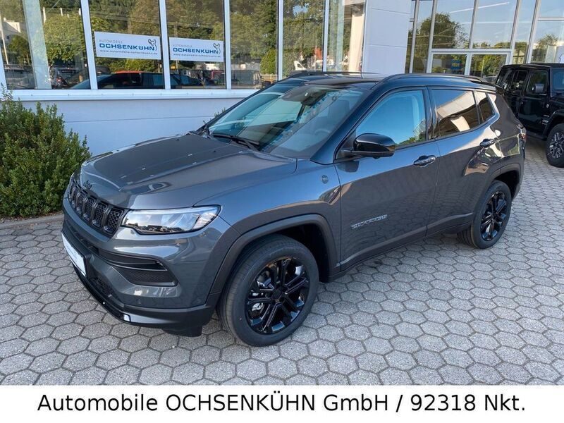Grau Neu 2025 Jeep Compass North SUV | 39.890 € (Fairer Preis) - Bild 1/4