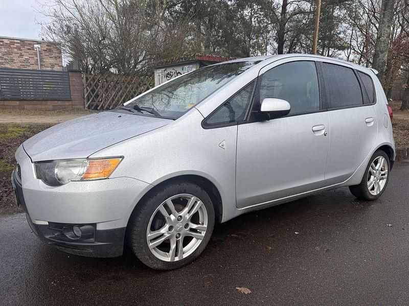 Gebraucht Mitsubishi Colt 95 PS (69 kW) 2009 Kleinwagen