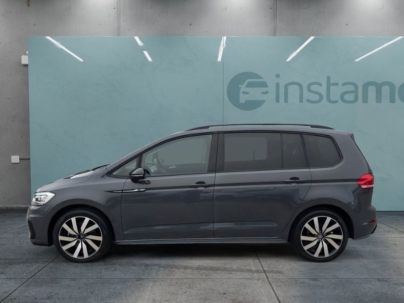 Grau Gebraucht 2024 VW Touran Pro Van / Kleinbus | 38.599 € (Fairer Preis) - Bild 1/4