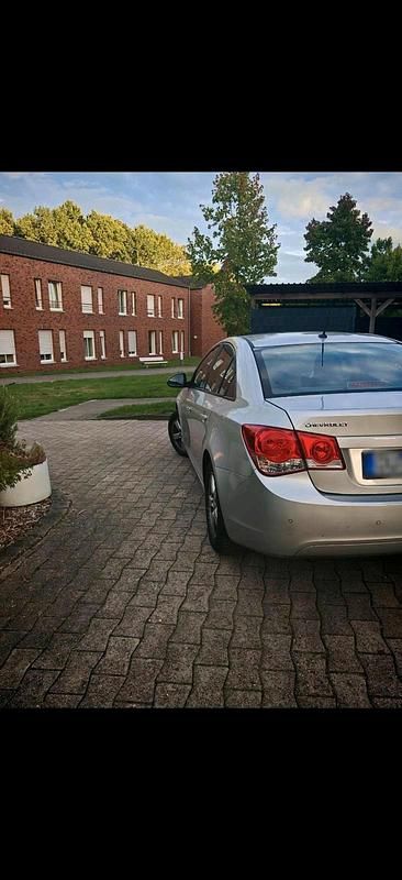 Gebraucht Chevrolet Cruze 113 PS (83 kW) 2009 Grau Limousine