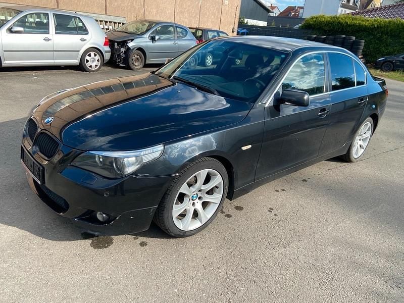 Schwarz Gebraucht 2007 BMW 525 Limousine | 2.699 € - Bild 1/4