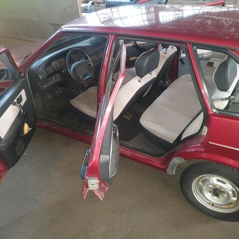 Gebraucht Lada Samara 71 PS (52 kW) 1998 Rot Kleinwagen