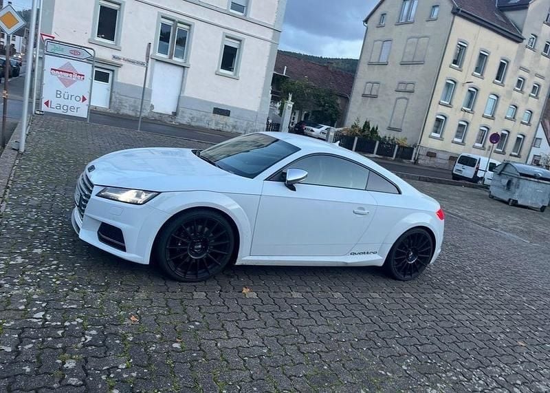 Gebraucht Audi TTS Ambiente 310 PS (228 kW) 2015 Weiß Coupé