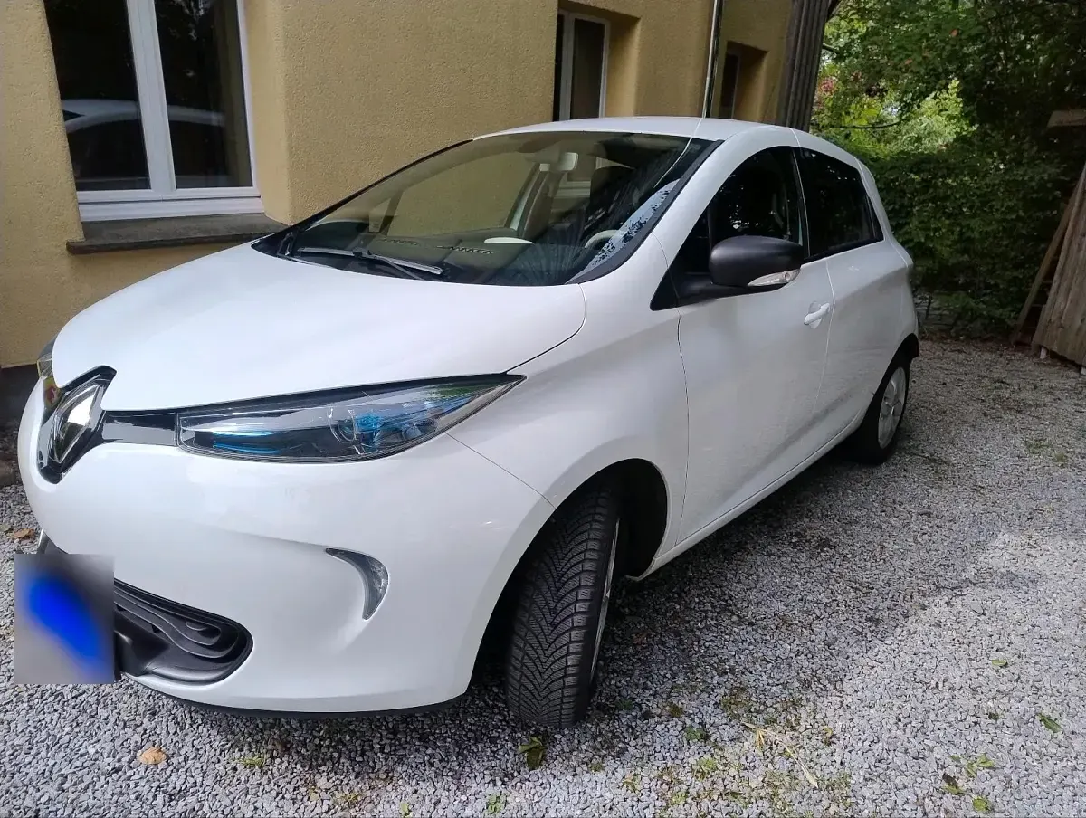 Gebraucht Renault Zoe 42 kW (58 PS) 2019 Weiß Kleinwagen