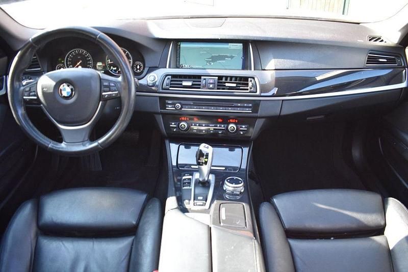 Gebraucht BMW 525 Executive 218 PS (160 kW) 2013 Weiß Kombi