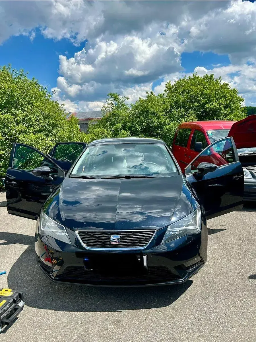 Gebraucht Seat Leon Style 150 PS (110 kW) 2014 Schwarz Limousine