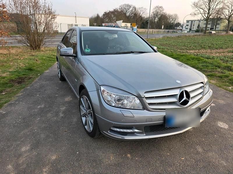 Gebraucht Mercedes C180 156 PS (114 kW) 2010 Limousine