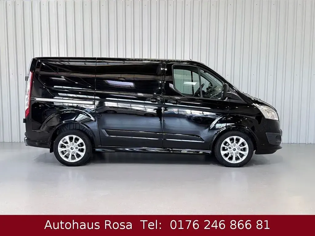 Second-hand Ford Transit Custom Sport 170 CP (125 kW) 2017 Negru Van