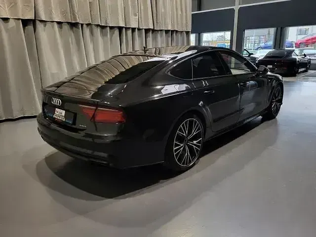 Gebraucht Audi A7 Competition 326 PS (239 kW) 2017 Mythosschwarz metallic Kleinwagen