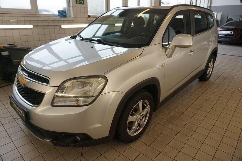 Grau Gebraucht 2012 Chevrolet Orlando LTZ Van / Kleinbus | 3.500 € (Superpreis) - Bild 1/4