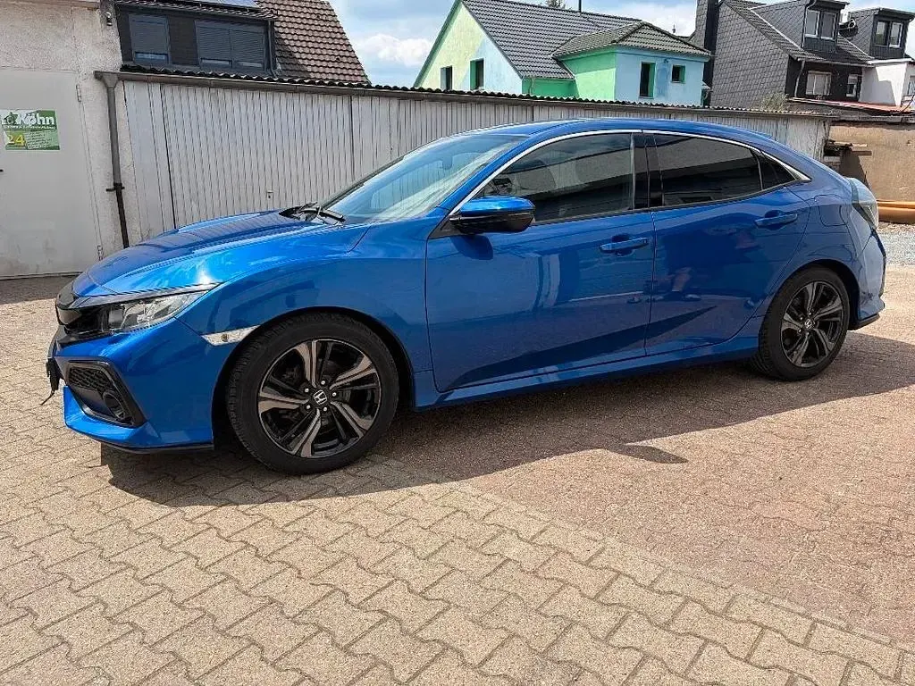 Gebraucht Honda Civic Elegance 129 PS (94 kW) 2017 Blau Limousine