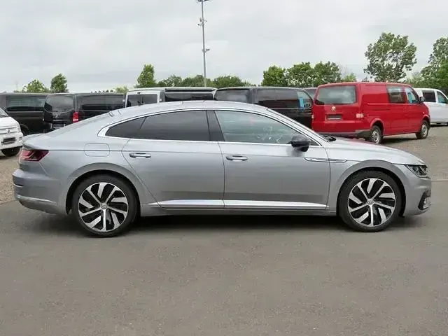 Gebraucht VW Arteon R-line 190 PS (139 kW) 2017 Pyritsilber metallic Kleinwagen