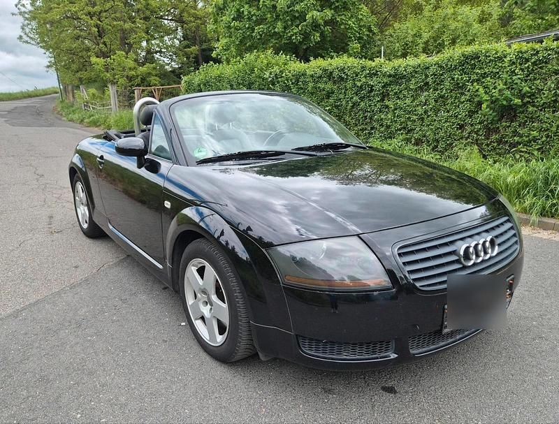 Schwarz Gebraucht 2001 Audi TT Roadster Cabrio | 6.299 € (Fairer Preis) - Bild 1/4