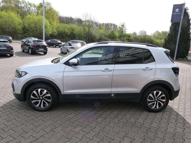 Gebraucht VW T-Cross Active 95 PS (69 kW) 2023 Reflexsilber metallic SUV