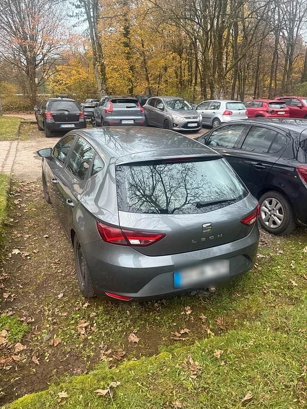 Gebraucht Seat Leon 105 PS (77 kW) 2015 Grau Limousine