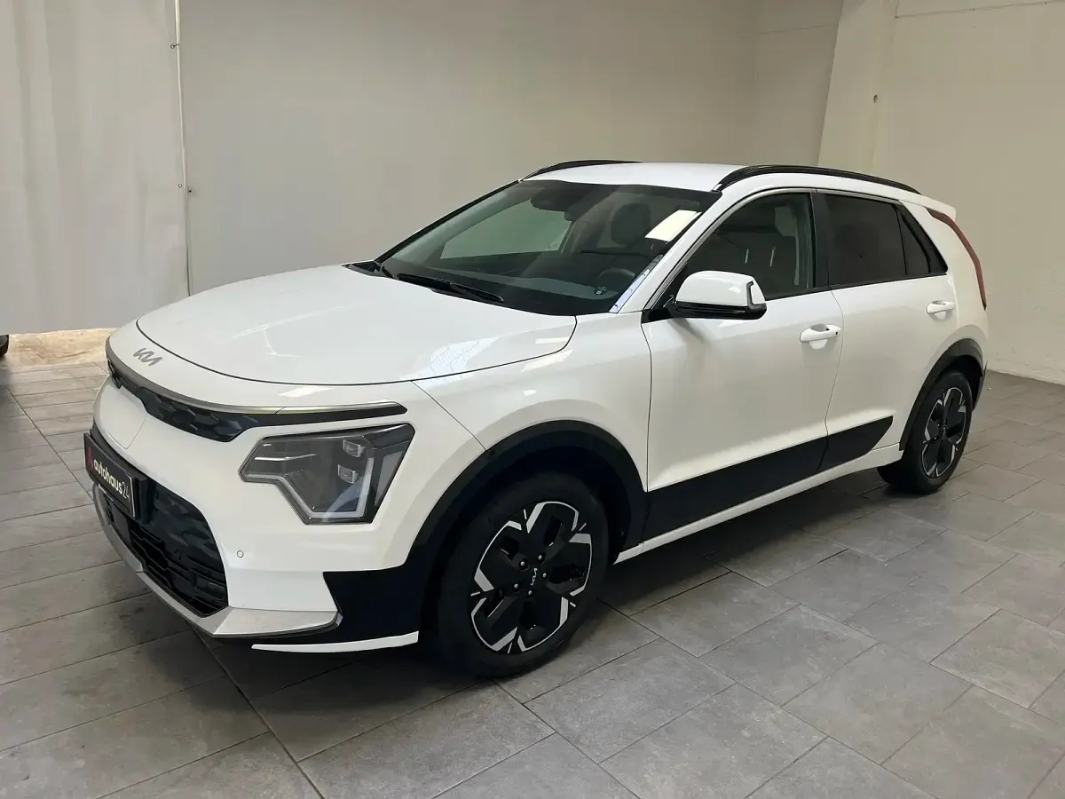 Gebraucht Kia e-Niro Vision 150 kW (204 PS) 2024 Weiß SUV