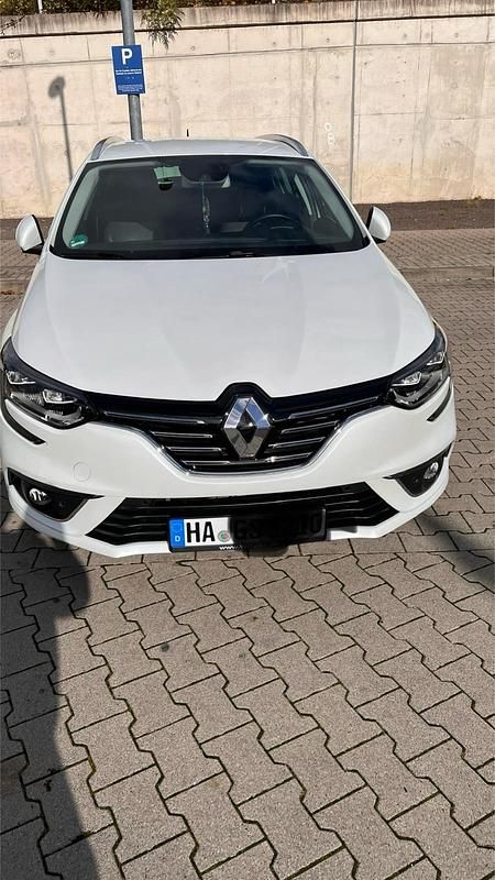 Weiß Gebraucht 2017 Renault Mégane GrandTour Kombi | 16.300 € (Fairer Preis) - Bild 1/4