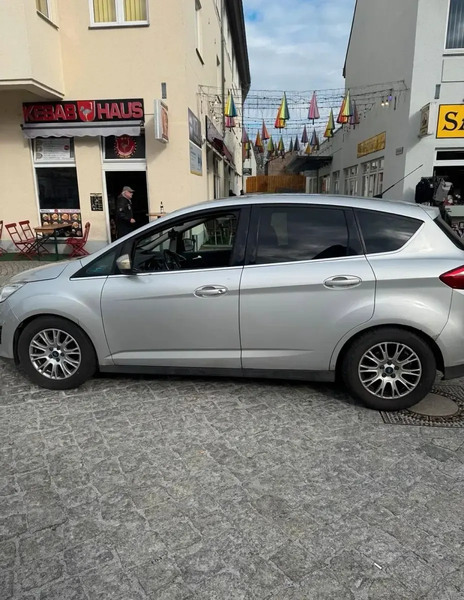 Gebraucht Ford C-MAX 120 PS (88 kW) 2011 Grau Van / Kleinbus