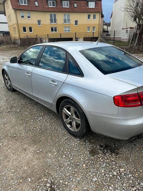 Gebraucht Audi A4 180 PS (132 kW) 2009 Grau Limousine