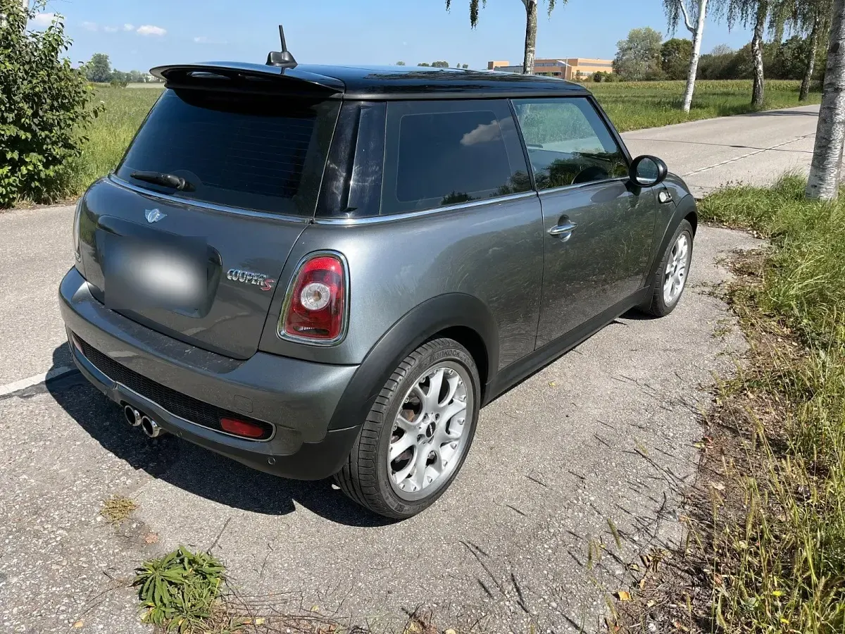 Usata Mini Cooper S 174 CV (127 kW) 2007 Argento Utilitaria