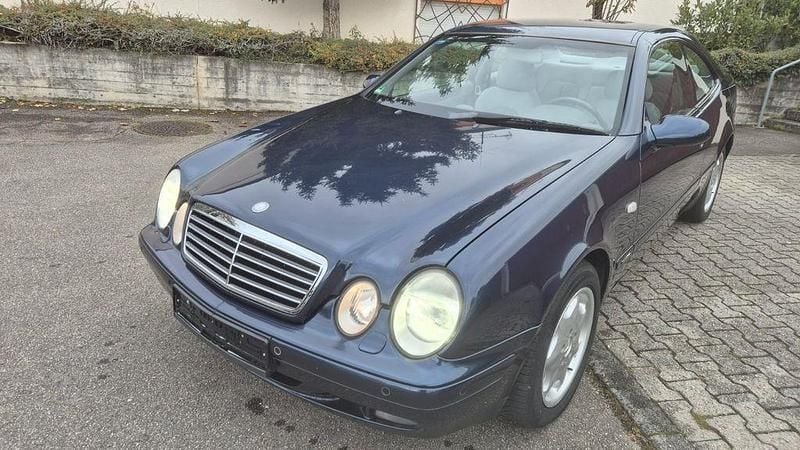 Gebraucht Mercedes CLK320 218 PS (160 kW) 1998 Blau Coupé