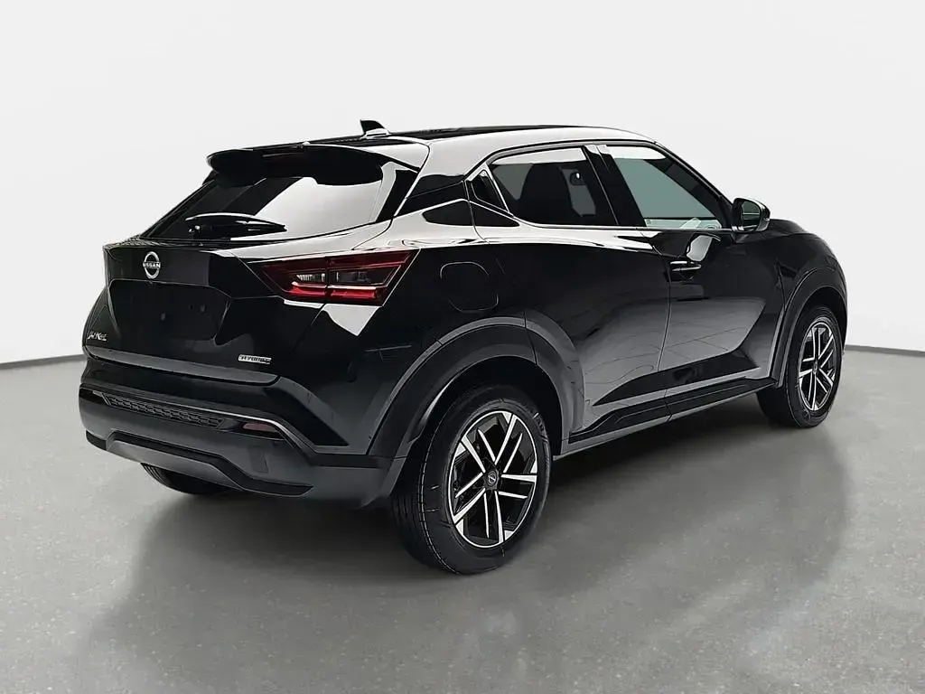 Neu Nissan Juke N-Connecta 143 PS (105 kW) 2026 Pearl black metallic SUV