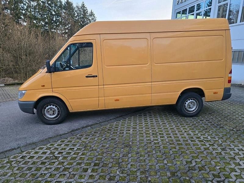 Gebraucht Mercedes Sprinter 156 PS (114 kW) 2000 Gelb Van